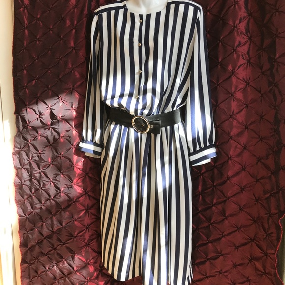 Toni Todd Dresses & Skirts - ⚓️Toni Todd Vintage Flirty and Chic Nautical Dress